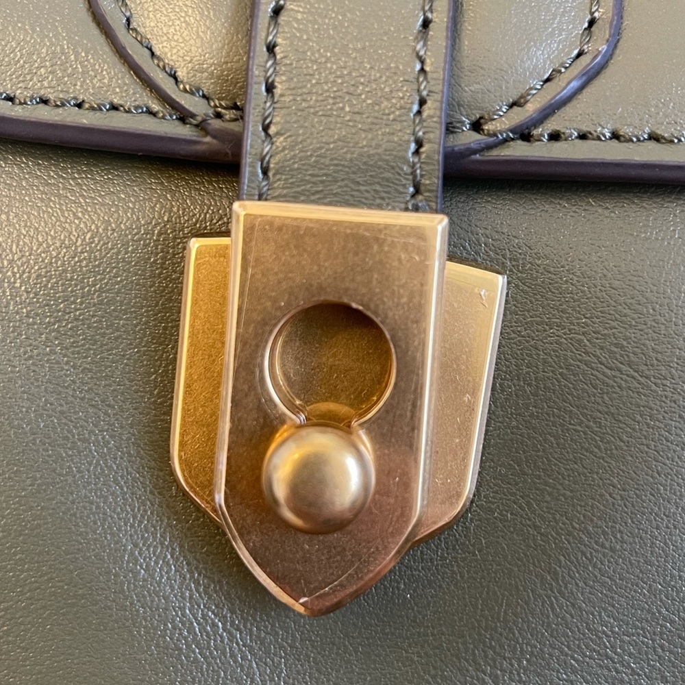 NWT Banana Republic Leather purse - Picture 6 of 6